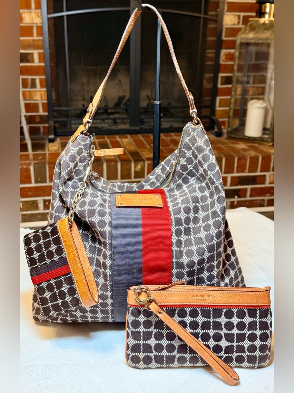 kate spade Navy and Red Canvas Shoulder Bag | Tan Trim | Coin Pouch | Wristlet